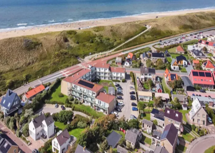 Idyllic Coastal Base W Garden Feriehus Callantsoog